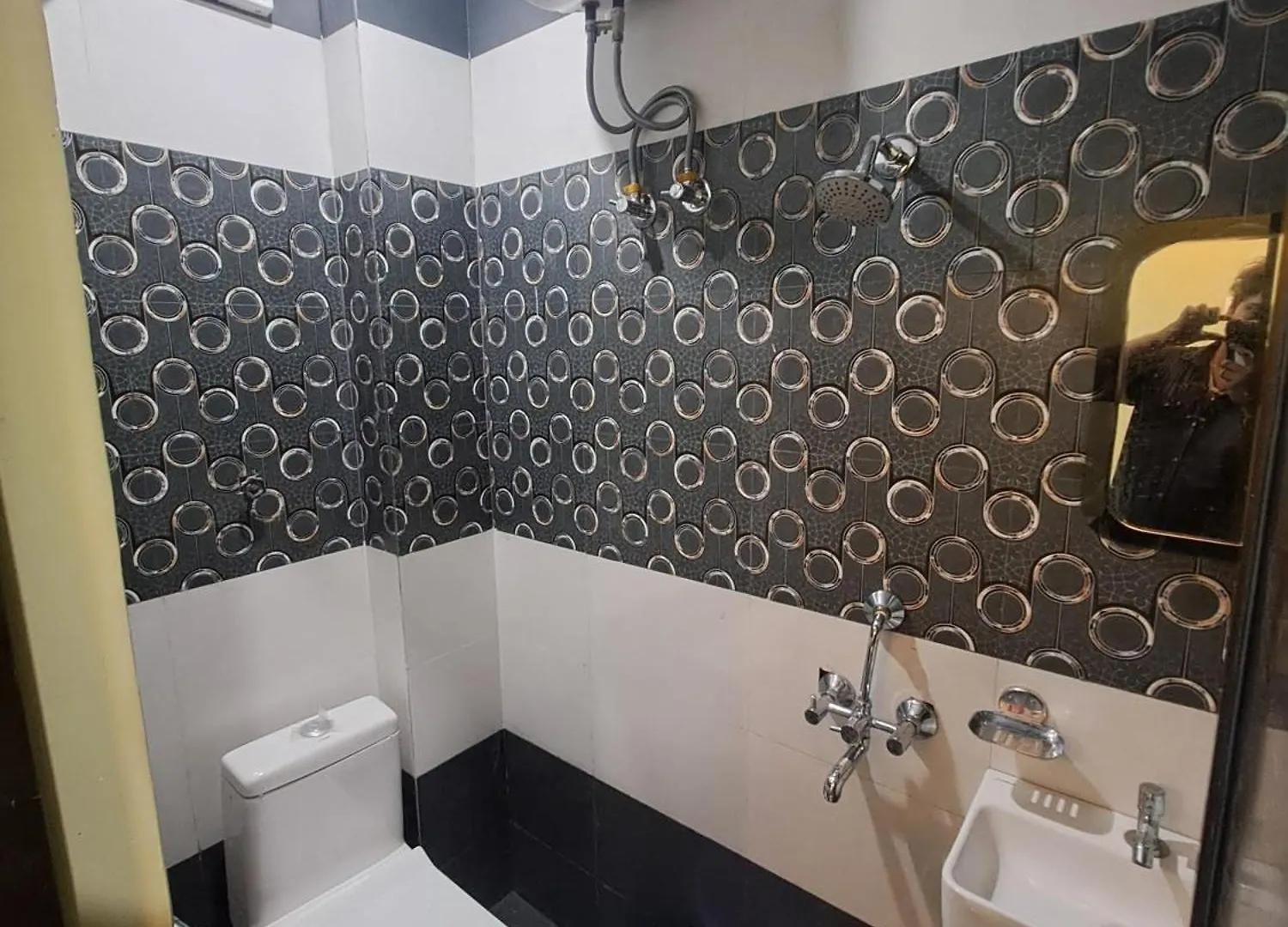 Nirvana Family Guest House Varanasi