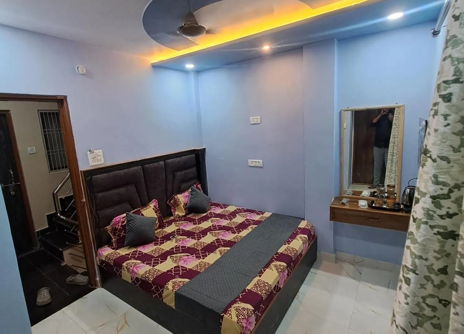 Nirvana Family Guest House Varanasi